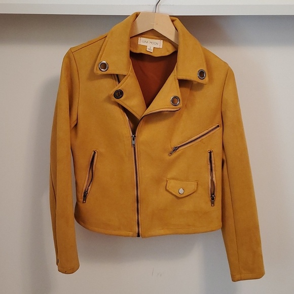 Luna Moon Jackets & Blazers - Luna Moon yellow suede moto jacket, women size Small Oversized.